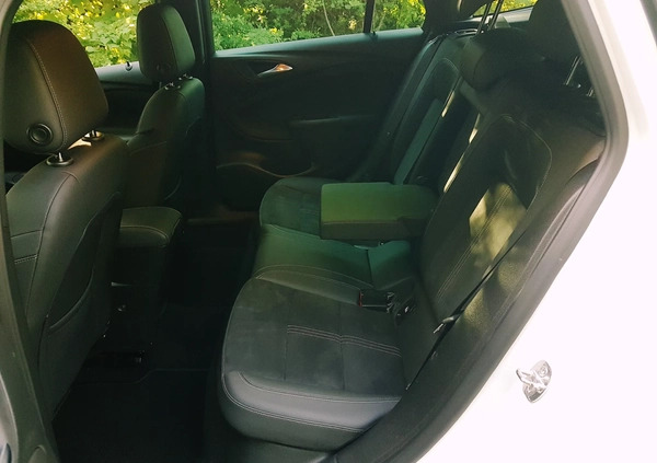Opel Astra cena 46700 przebieg: 168300, rok produkcji 2019 z Bochnia małe 436